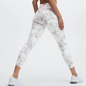 Fabletics Powerhold Leggings XL
